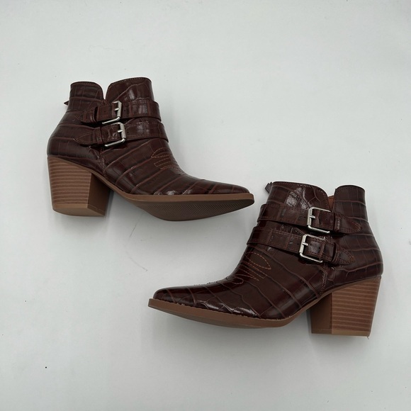 ZBY Snake Pattern Double Buckle Heel Ankle Boots Size 6 1/2 - Picture 1 of 12